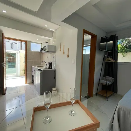Studio Coladinho Da Praia De Canasvieiras C/ Ac Florianopolis Exterior photo