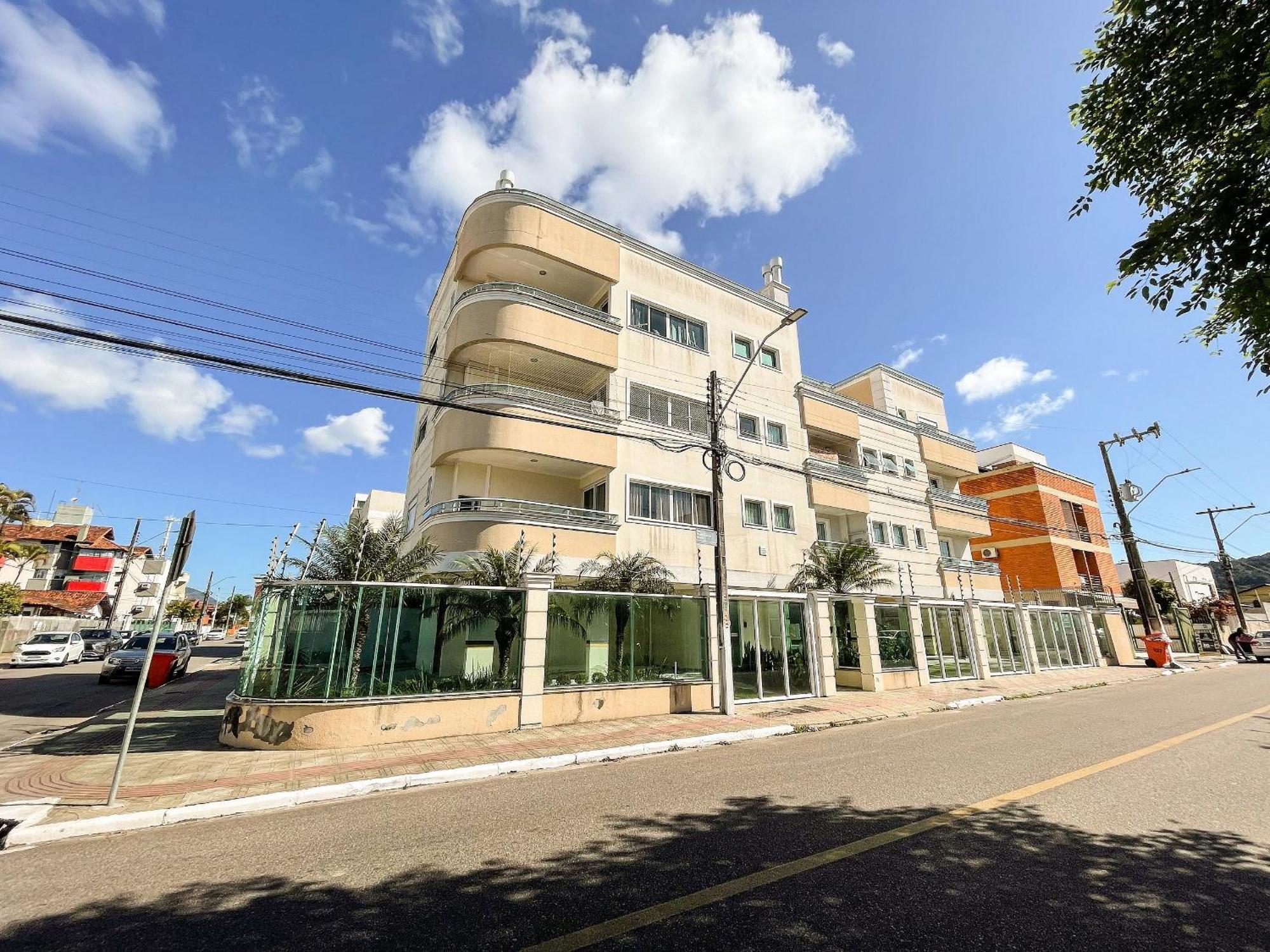 Studio Coladinho Da Praia De Canasvieiras C/ Ac * Florianopolis